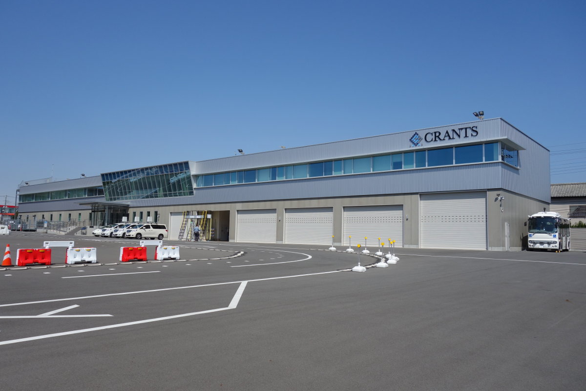 The facility and test course of CRANTS